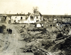 G502 British soldiers in Queant, France, 8 October, 1918