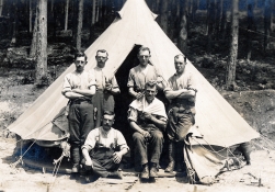 G200 Royal Artillery group including H. Coopnande, with boy, France, 1915