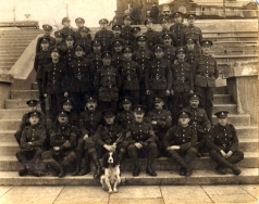 F073 Unnamed solider, The King's (Liverpool Regiment) and lady