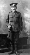 B213 Unnamed British soldier